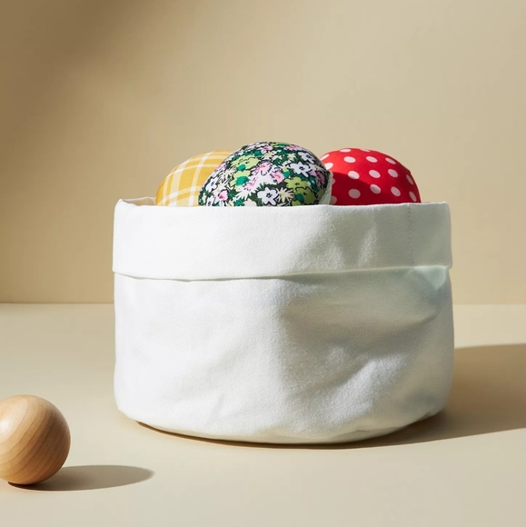 Anthropologie Toadstool Bowling Set - Picture 2 of 4